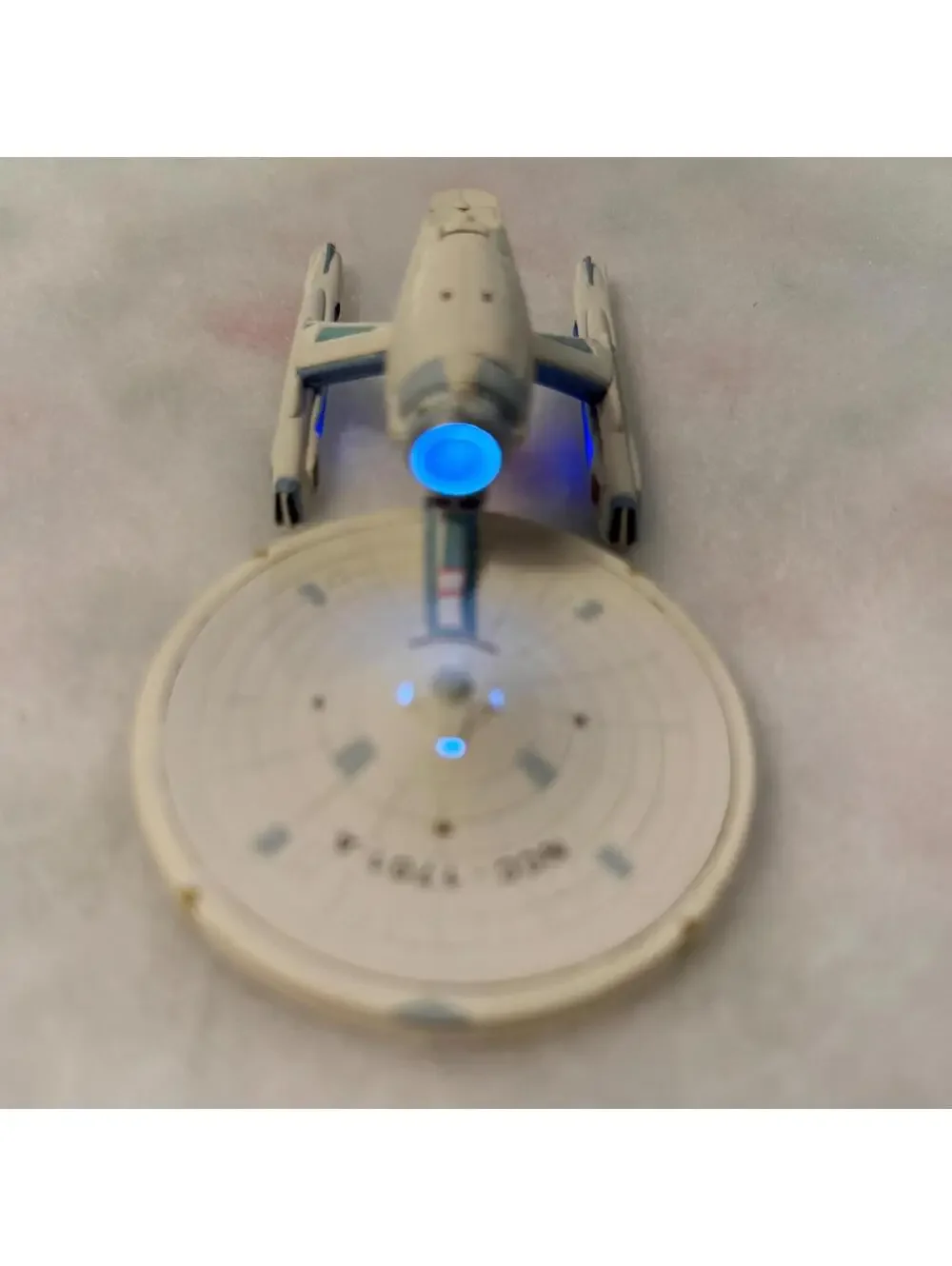 USS Enterprise NCC-1701-A - Star Trek - Magic Light Hallmark Keepsake Ornament